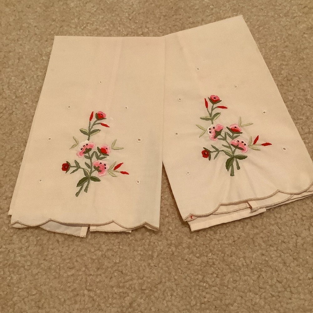 Needlepoint cotton hand towels